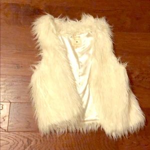 Forever twenty one furry vest -women’s medium